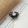 Anillo Abierto de Serpiente Negra Mate Estilo Gótico Oscuro Forma de Mariposa Corazón Espina Anillo de Dedo Índice Apilable Genial de Moda Nicho Unisex
