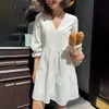 Vestido Cruzado de Cuello en V Estilo Europeo y Americano Modelo Nuevo Primavera/Verano 2026 con Textura Tridimensional, Mangas Abullonadas, Vestido Corto Casual Holgado