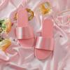 Chinelos Bordados Novos para Casamento Madrinhas Femininos Chinelos de Cetim Vermelho para Casamento Sapatos Combinando com o Robe da Noiva Mulheres