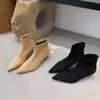 Botas de Estilo de Una Sola Bota con Suela Blanda para Mujer, Botines para Mujer, Tacones de Aguja Negros, Botas Versátiles para el Campus con Elástico, Punta Fina Estrecha con Tacones de Gamuza