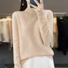 Otoño e invierno 2026 nuevo tejido de punto de cuello medio alto de manga larga resistente con diamantes de imitación holgado de color liso camiseta base top