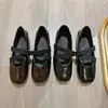 Sapatos Mary Jane com Tira Cruzada Estilo Ballet Retrô Francês Feminino 2026 Nova Moda Outono Temperamento Elegante Versátil Baixo Salto Sapatos Individuais