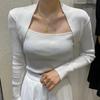Outono e Inverno 2026 Nova Camiseta Estilo Coreano Slim Fit Roupa Feminina Design Gola Quadrada Camisa Básica de Tricô Top de Manga Longa