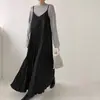 En stock, vestido de tirantes plisado básico de otoño estilo coreano ins de longitud media por encima de la rodilla para mujer 17684