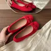 Nuevos zapatos de noche suaves de primavera para mujer, zapatos de tacón bajo con lazo francés y punta redonda, zapatos de ballet con encanto de hada