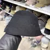 Insignia de Etiqueta Pequeña de Metal Sombrero de Pescador Delgado Irregular para Niños Primavera y Verano Largo Delante Corto Detrás Protección Solar y Sombrilla Sombrero Cubo Versátil