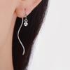 Aretes Redondos Japoneses y Coreanos Ola de Agua Borla Larga Línea de Oreja Temperamento Artístico Joyería para la Oreja