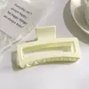 Pinza para el pelo con forma de disco grande de 13 cm, para la parte trasera de la cabeza, con red para el pelo, color rojo, con forma de tiburón, sencilla y esmerilada.