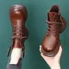 Botas Martin de Sola Grossa Britânicas para Aumento de Altura para Mulheres Botas de Cano Curto em Couro Macio Versátil para Outono/Inverno Zíper Lateral Cadarço Plataforma Solado Retro Emagrecimento