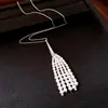 Aretes de Tachuela Sencillos con Borla de Perla de Zirconia Set de Collar Lujo Ligero Elegancia de Gama Alta Joyería con Sentido de Diseño de Nicho de Moda