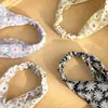 Pañuelo Triangular de Estilo Pastoral con Margaritas y Diseño Elástico para Picnic y Sesiones de Fotos de Primavera y Verano