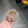 Simple y Elegante Nuevo Estilo Goma para el Cabello con Perlas Blancas para la Parte Trasera de la Cabeza, Alta Elasticidad y Duradero Accesorio para el Cabello