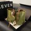 Bolso Tote de Hombro Grande de Capacidad Versátil Retro Clásico Nuevo Diseño para Mujer con Textura Mate para el Viaje Diario