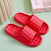 Chinelo Japonês Doméstico de Interior com Sola Macia Banheiro Banho Antiderrapante Casal Uso Externo Chinelos Frescos Mulheres Verão Homens Sapatos de Casa