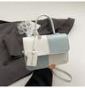 Moda deste ano, bolsa de textura de costura, bolsa de ombro estilo ocidental, bolsa pequena quadrada, moda para o verão de 2025
