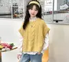 Conjunto de Tres Piezas para Niña: Chaleco de Punto, Camisa y Jeans, Nuevo para Primavera y Otoño 2026, Moda Infantil Casual