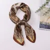 Lenço de Seda Flor de Castanha Preto e Branco Atacado Transfronteiriço Aliexpress Venda Quente Lenço de Cabeça 70cm Lenço Quadrado para Bolsa Feminino Verão Fino