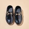 Sapatos de Couro Estilo Britânico para Crianças 2026 Nova Coleção Primavera e Outono Versátil Preto para Meninos Sapatos de Couro Retro Slip-On