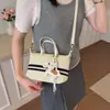 Bolsos de Mujer de Alta Gama de Nicho 2026 Nuevo Bolso Tejido Moda de Verano Versátil Bolso de Oficina Bolso de Mano Bolso Cruzado