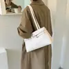 Moda Japonesa Retro Nicho 2026 Bolso Nuevo Coreano Gran Capacidad Bolso de Mano para el Trabajo Otoño para Mujer de Hombro Único Sensación Bajo el Brazo