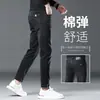 Jeans preto cropped de alta qualidade para homens, nova tendência primavera 2026, caimento justo skinny, calça 9 pontos de luxo leve para homens