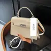 Mochila Feminina da Moda, Nova Bolsa de Ombro Versátil Primavera 2026, Bolsa de Mão Estilo Coreano para o Dia a Dia, Bolsa Transversal