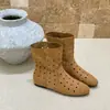 Primeiro Encontro com as Novas Botas Curtas Vazadas Estilo Birkenstock para Aumentar a Altura Femininas Verão 2026, Sandálias Western Cowboy Emagrecedoras