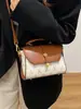 Bolsa de Mão Feminina Versátil Retro Moda Grande Capacidade Versátil para o Dia a Dia Bolsa de Ombro Tendência Bolsa Transversal de Alto Padrão Presbiopia