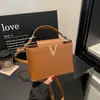 Bolsa Quadrada Pequena Nova de Cor Sólida Design de Nicho Retrô Bolsa Transversal Casual Simples com Personalidade Estilosa para Mulheres