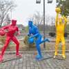 Escultura grande de figura deportiva de acero inoxidable para decoración de parque deportivo comunitario, adorno de escultura hueca pintado con spray metálico