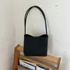 Bolsa de balde transfronteiriça de grande capacidade para mulheres, novo modelo 2026, bolsa de mão de luxo leve de nicho de ponta, bolsa de ombro para o dia a dia