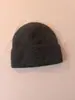 Novos Chapéus de Lã Femininos para Outono e Inverno, Gorros de Tricô Quentes de Inverno Feitos Sob Medida, Chapéus Versáteis para Clima Frio, Atacado Transfronteiriço