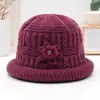 Sombrero de madre para mujeres de mediana edad y ancianas, gorro de lana tejido cálido con felpa, sombrero de invierno para proteger del frío a señoras mayores