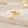Anel Diamante Ondulação de Água Retrô de Luxo Leve Top de Linha Diamante Folha Personalizado Versátil Design Nicho Empilhável Anel Dedo Indicador