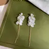 Pendientes de Borla con Flor de Circonita Estilo Francés para Mujer, Lujo Ligero, Pendientes de Gama Alta, Joyería con Temperamento Dulce Estilo Bosque, Accesorios para Orejas, Colgantes para Orejas