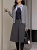Saia Midi de Lã Feiyuan Feminina com Bolinhas, Corte Evasê, com Cinto e Zíper nas Costas, Nova Moda Versátil Cinza para Outono e Inverno
