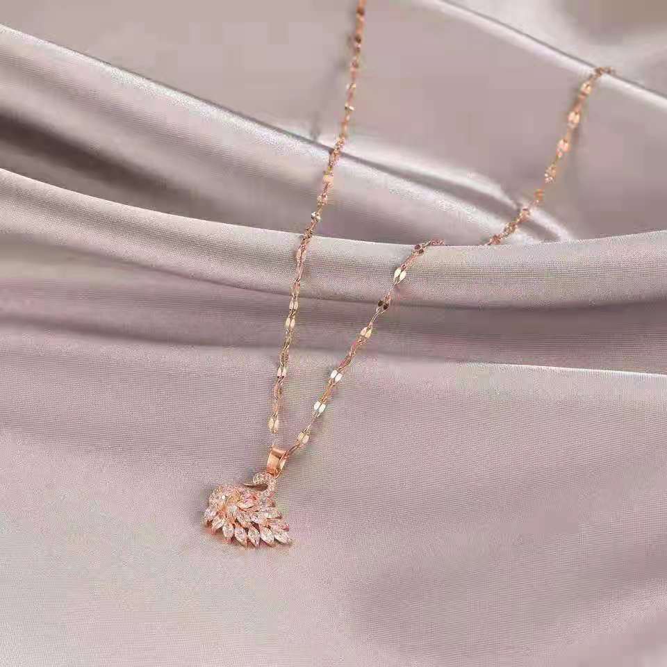 锁骨链女