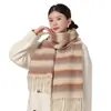 Bufanda de Lana Nueva con Rayas y Bloques de Color para Mujer, Calentador de Cuello Grueso Suave y Esponjoso de Invierno, Chal Versátil con Bloques de Color para Estudiante