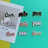 Galvanoplastia sí Letra Resina Joyería Accesorios Bonita Horquilla Parche Joyería Agujero Sonriente Zapatos Funda para Teléfono Móvil Joyería
