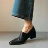 Versão em Pele de Ovelha~Design Plissado, Salto Bloco, Versátil, Sapatos de Couro de Alta Qualidade, Sapatos de Salto Médio Simples Retrô de Bico Baixo para Mulheres