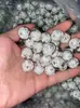 Nuevas Cuentas Redondas de Dibujos Animados Anime con Agujeros Rectos para Cadena de Teléfono, Llavero, Cadena de Bolso, Accesorios para Llavero