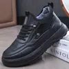 Invierno Nuevo Estilo Forro de Felpa Engrosado Cálido de Caña Alta Zapatos de Algodón para Hombre Suela Gruesa Impermeable Botas de Nieve a Prueba de Frío Zapatos de Algodón para Hombre