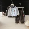 Conjunto de Ropa de Béisbol de Capa Única de Colores Bloqueados de Moda para Niños, Estilo Nuevo de Primavera y Otoño, Conjunto Elegante y Versátil