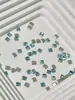 Acessórios populares de celebridade da internet nail art tamanho pequeno strass de cristal pontas dos dedos femininas strass colorido chanfrado de fundo plano mesmo estilo strass para nail art quadrado