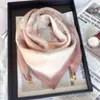 Bufanda Cuadrada Nueva de Hebilla Magnética para Primavera y Otoño Bufanda de 70% Algodón y Lino Bufanda Collar Bufanda para Mujer Venta al por Mayor
