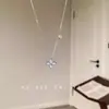 Gris Elefante Azul Pequeño Fragante Trébol de Cuatro Hojas Delgado Collar para Mujeres Lujo Ligero Nicho Sensación Fresca Flores Brillantes