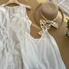 Vestido Branco Francês com Decote V, Bordado Ondulado, Sem Mangas 13008
