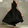 Novo vestido longo de verão feminino elegante com gola halter, sem mangas, cintura estampada e estilo europeu e americano
