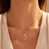 Joia Feminina da Temu Mais Vendida Transfronteiriça com Toque de Luxo, Design Cravejado com Zircônia de 26 Letras, Colar Longo, Corrente de Clavícula em Formato de Coração