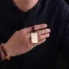 Nuevo Colgante Sólido Retro de Yuhong con la Palabra "Fu" Estilo Chino Retro Baifu Marca de Paz y Seguridad Marca Cuadrada Auspiciosa Cuerda de Nube Auspiciosa